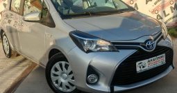 TOYOTA YARIS HYBRID AUTOMAT